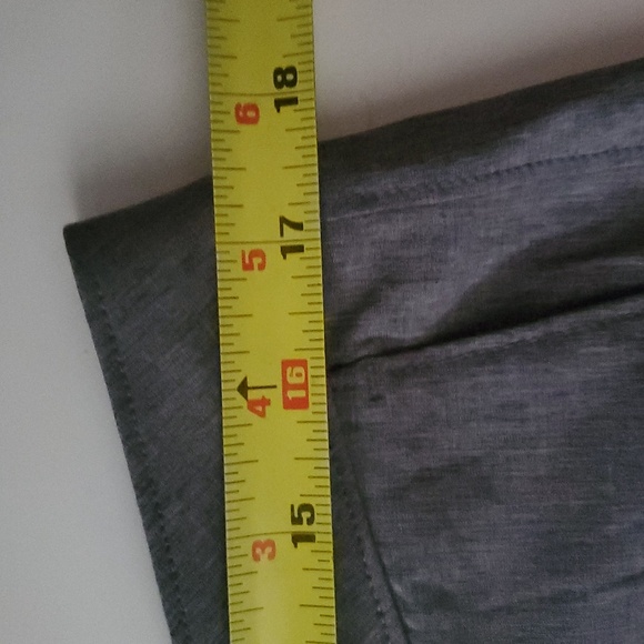 Mens Nike 9' Swim Board Shorts Size 32 Medium Grey Button Closure - Picture 10 of 11